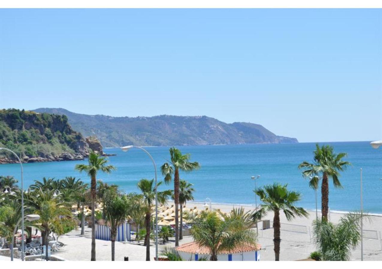 Sunny Apartment On Burriana Beach Nerja Buitenkant foto