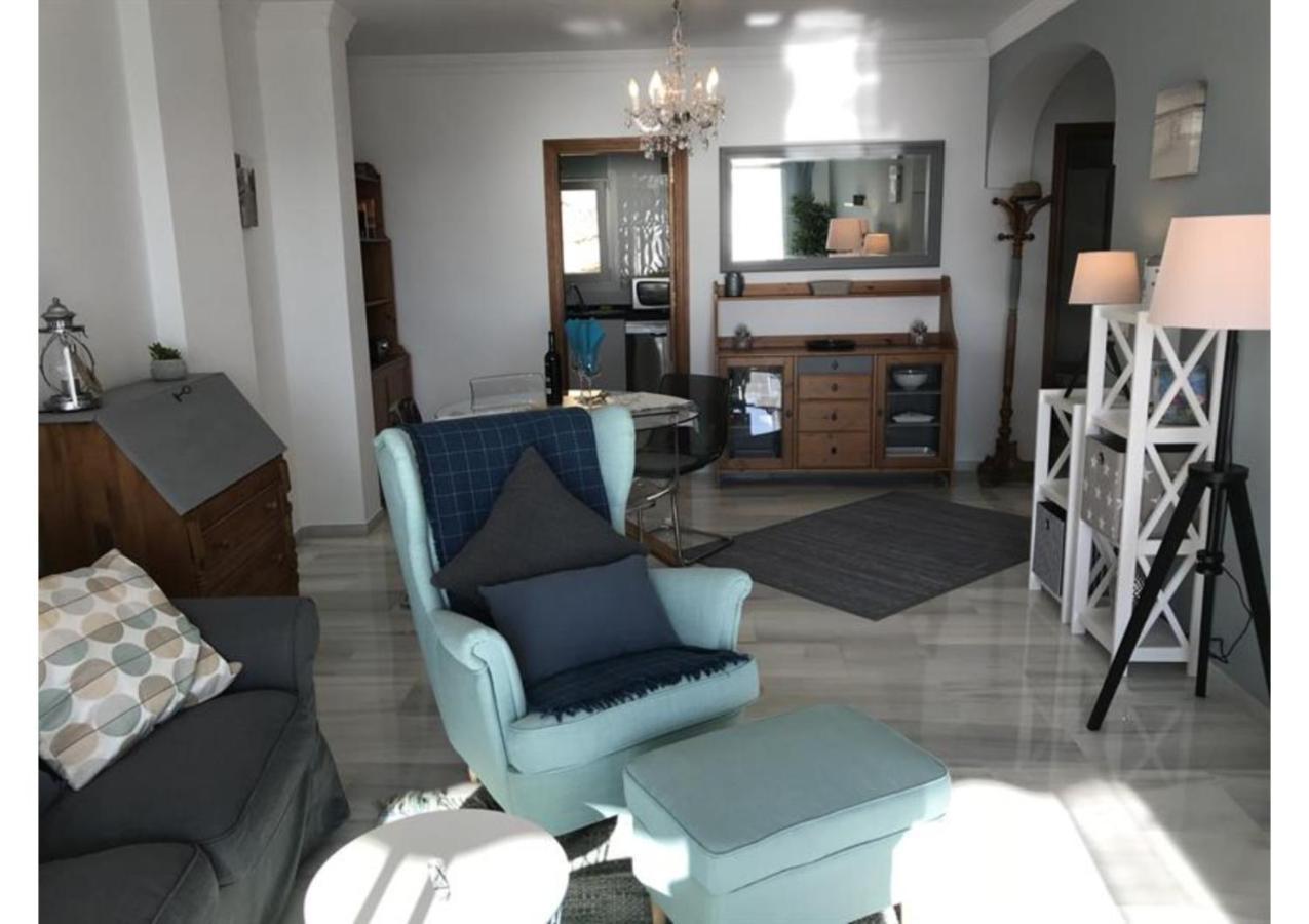 Sunny Apartment On Burriana Beach Nerja Buitenkant foto