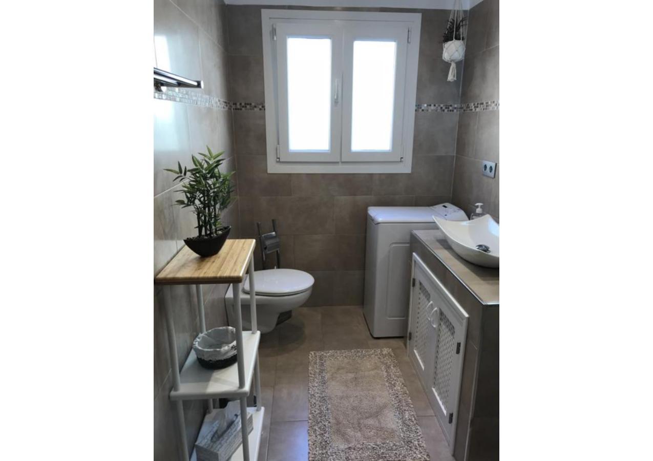 Sunny Apartment On Burriana Beach Nerja Buitenkant foto